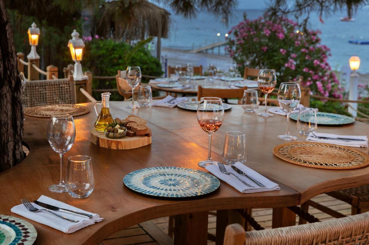 马蒂美亚酒店 特基罗瓦 外观 照片 The restaurant at the beach